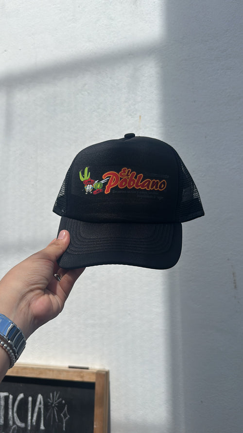 Gorra tipo trucker con dtf